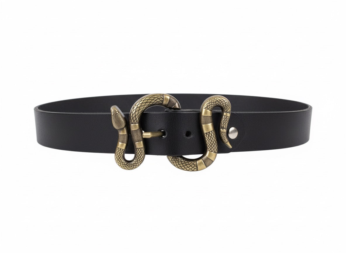 Cinturón negro con serpiente