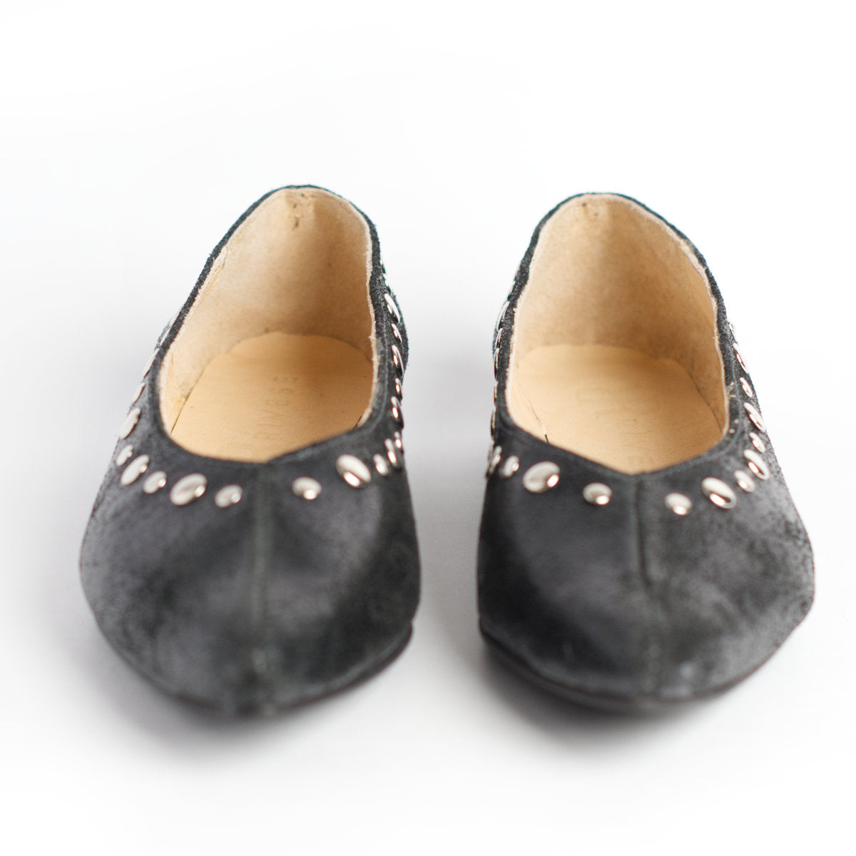 Ballerina negra con tachas