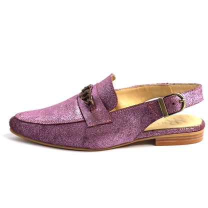 Babucha morada con cadena
