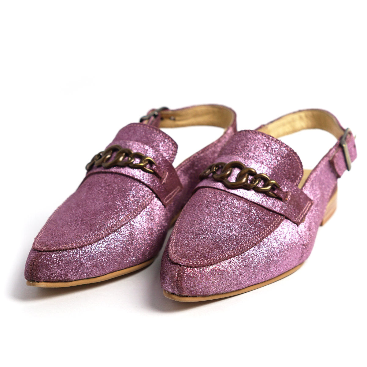 Babucha morada con cadena