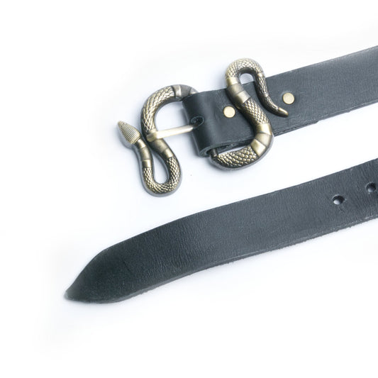 Cinturón negro con serpiente