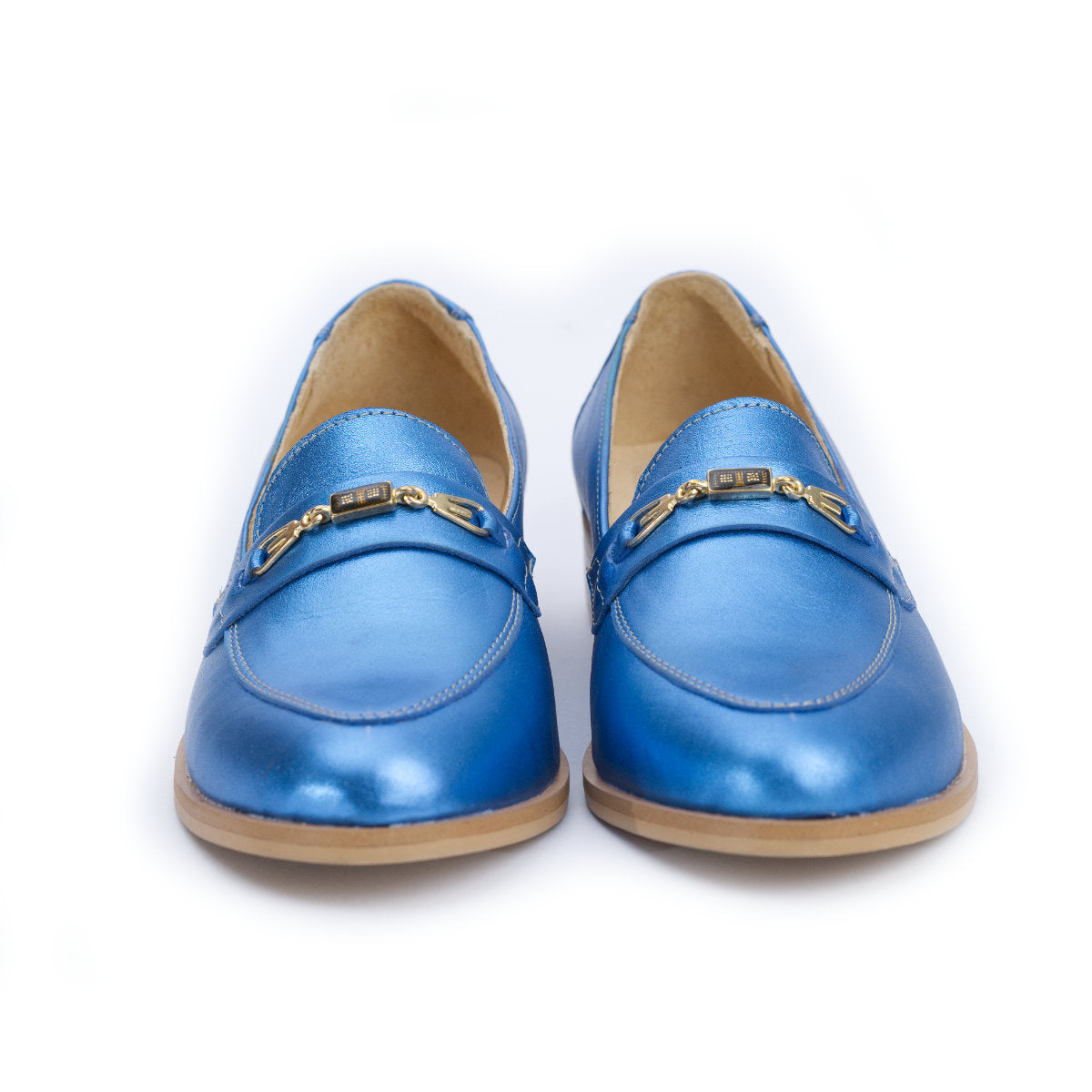 ⁠Mocasín azul con cadena mujer