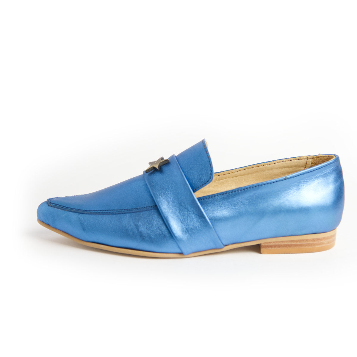 Mocasín azul metálico mujer
