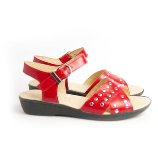 Sandalia roja Mujer con tachas